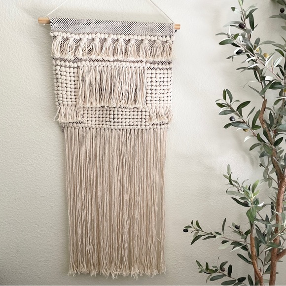 Boho Macrame Woven Wall Hanging - Picture 1 of 4